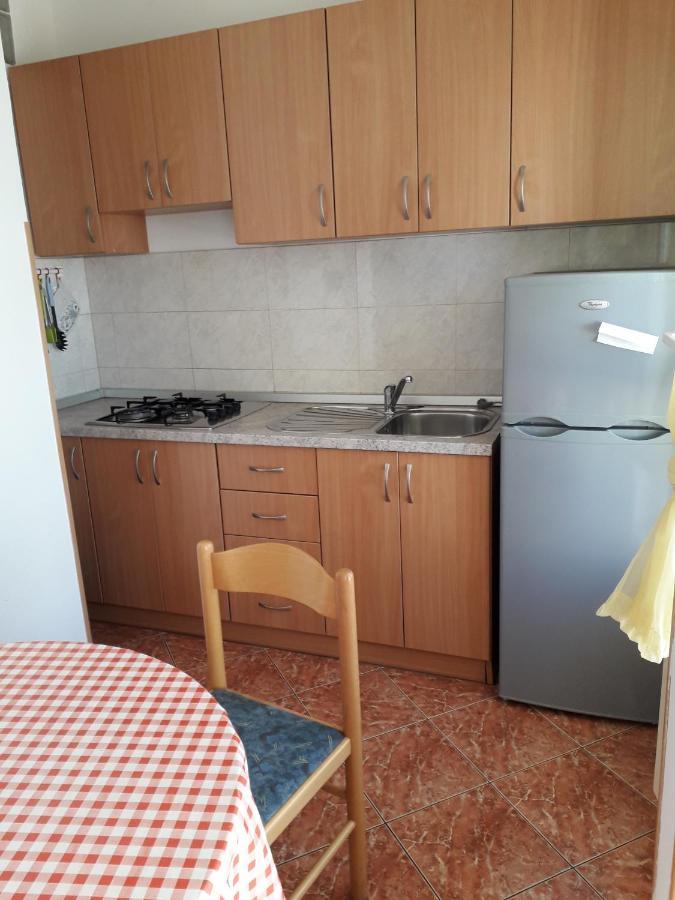 Apartments Miljenko Novalja Exterior photo